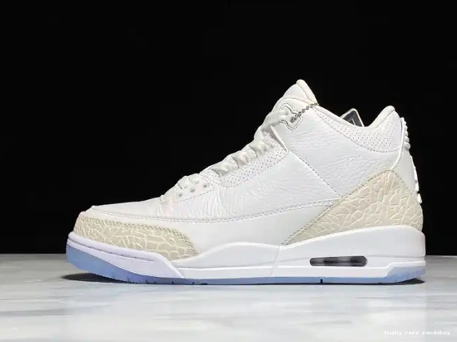 Husky Jordan Air White Triple 3 Retro 136064-111 0509
